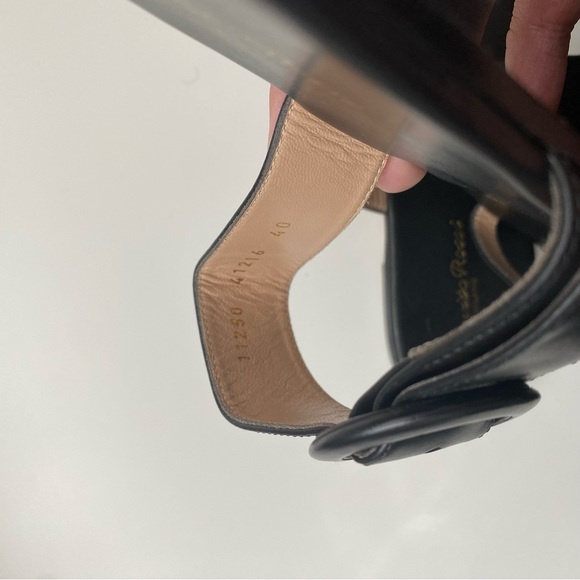 Gianvito Rossi Flat Sandals Toe Ring - Picture 6 of 6